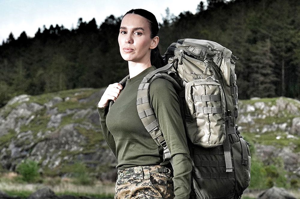 Christy Carlson Romano